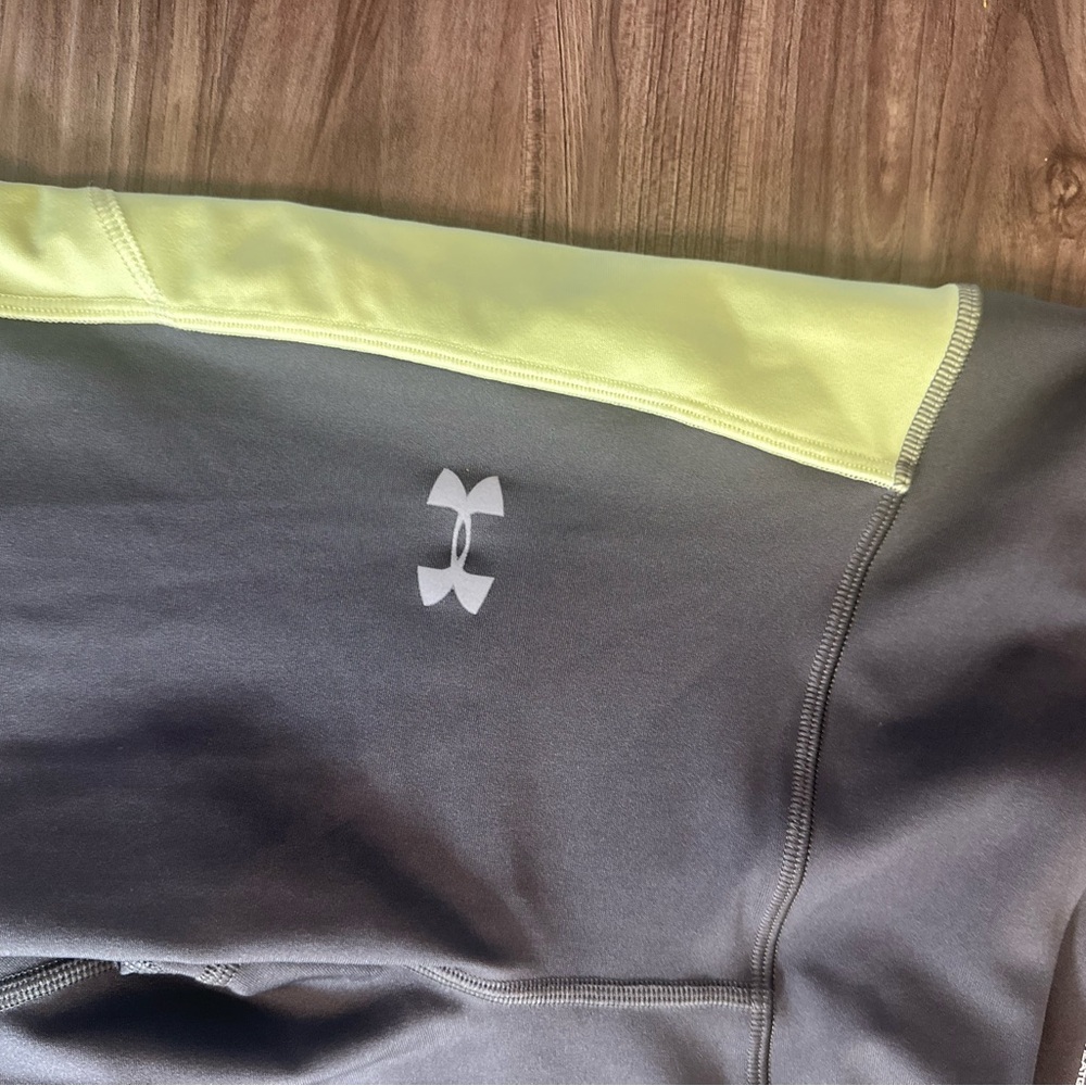 Under Armour HeatGear Compression Capri Leggings Gray Neon Green Women’s Large - Picture 3 of 12